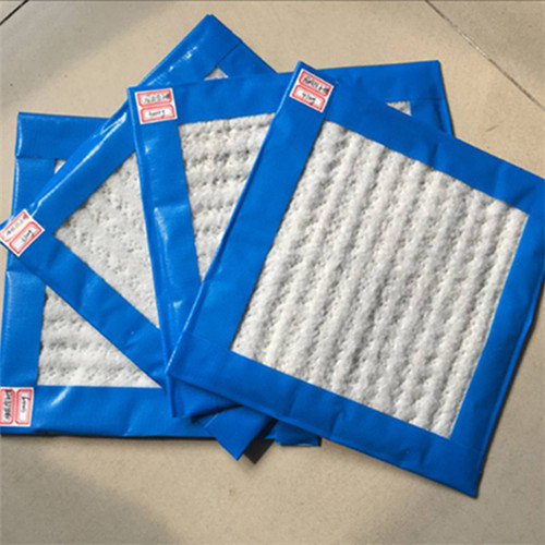 膨潤土防水毯和復(fù)合土工膜的區(qū)別